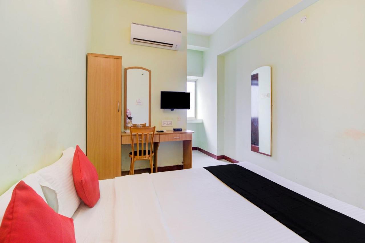 Oyo Flagship Amutha Residency Hotel 3*