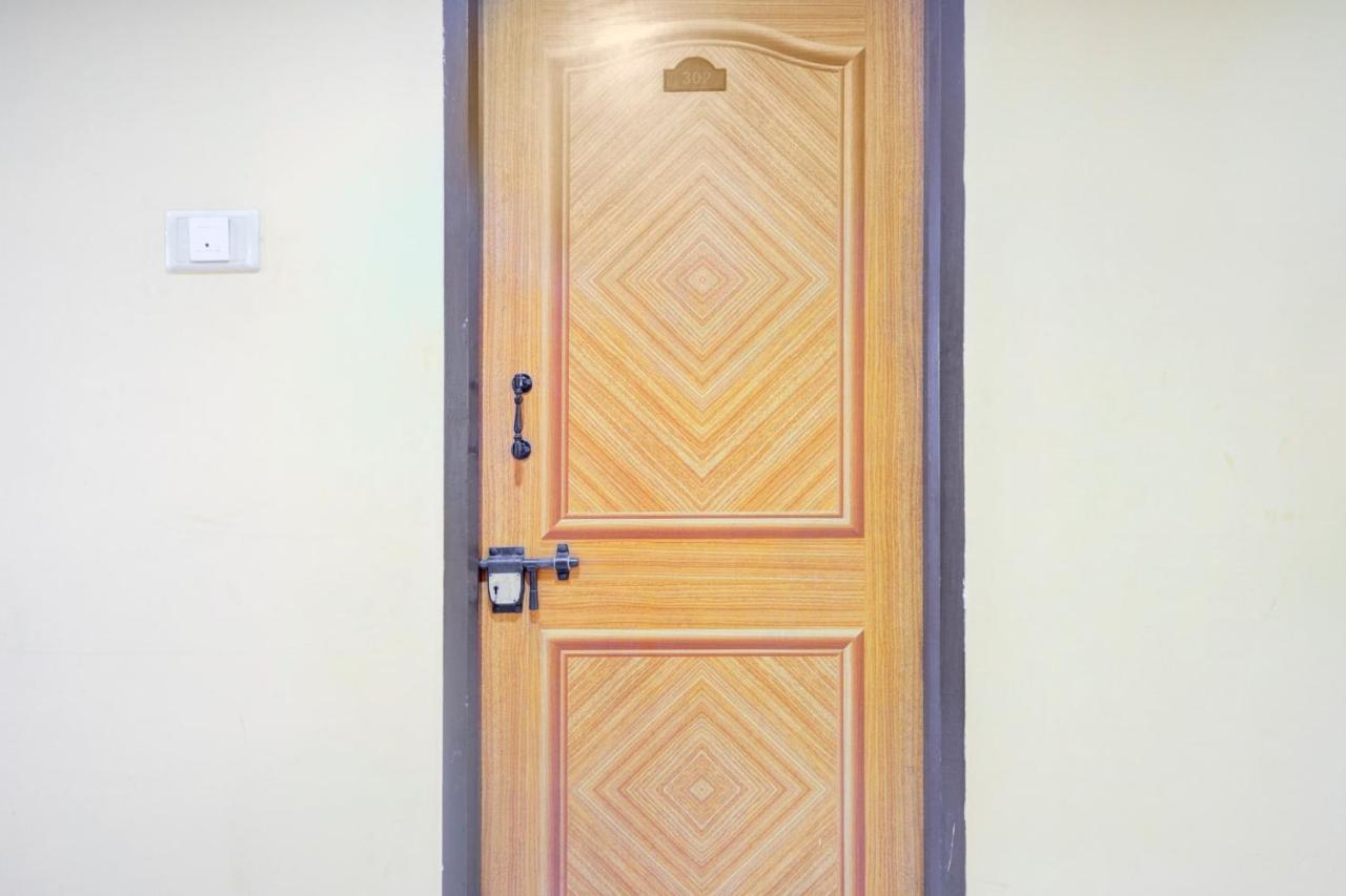 Oyo Flagship Amutha Residency Chennai